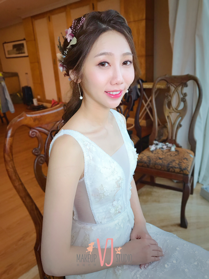 VIVI新娘懿涵