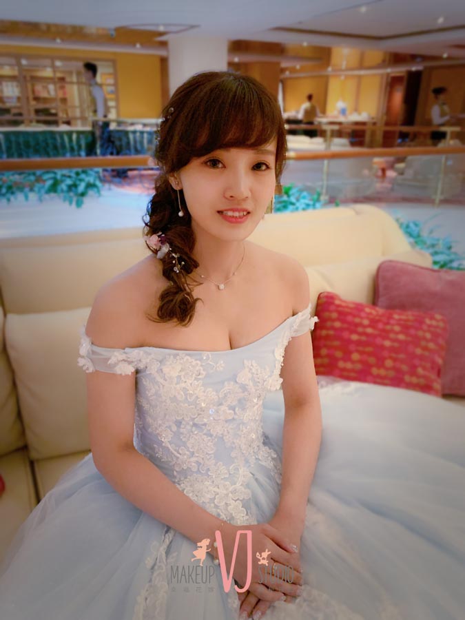 VIVI新娘小麗